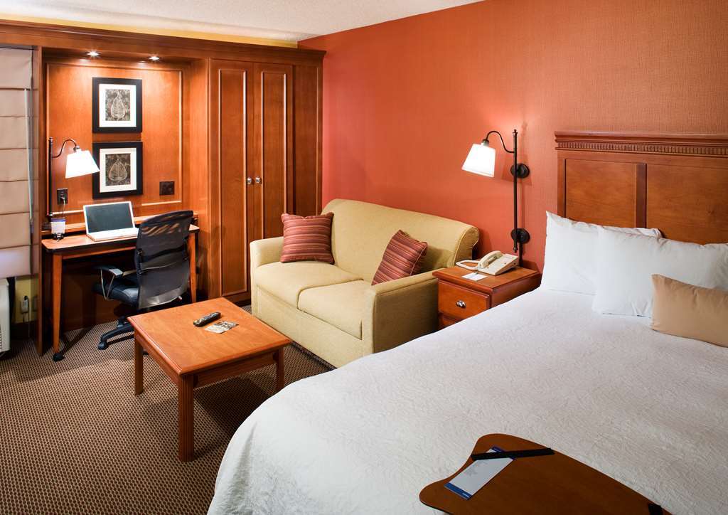 Hampton Inn Los Angeles Santa Clarita Room photo